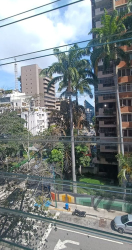 Apartamento En Venta En La Urb. Los Palos Grandes. Km