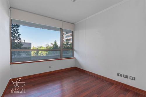 Departamento En Venta De 3 Dorm. En Vitacura