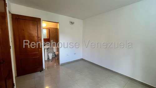 Apartamento En Alquiler Colinas De La Tahona Mls #25-14026