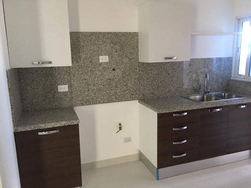 Apartamento En Venta De 3 Habitaciones En El Vergel