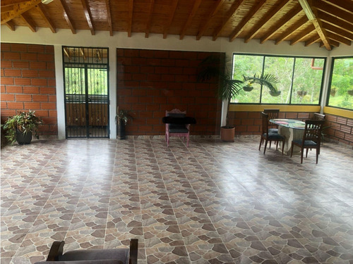 Venta Finca Vereda Barro Blanco Santa Elena Medellín