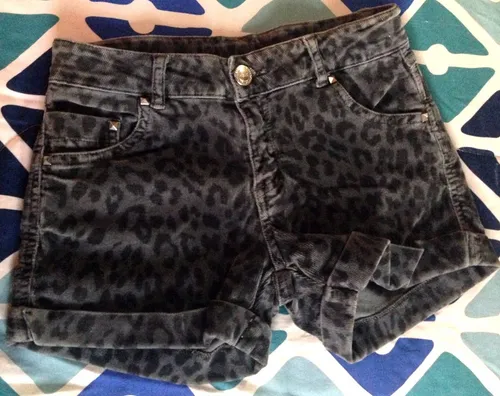 Short Zara Para Niñas 5-6 (Usado)
