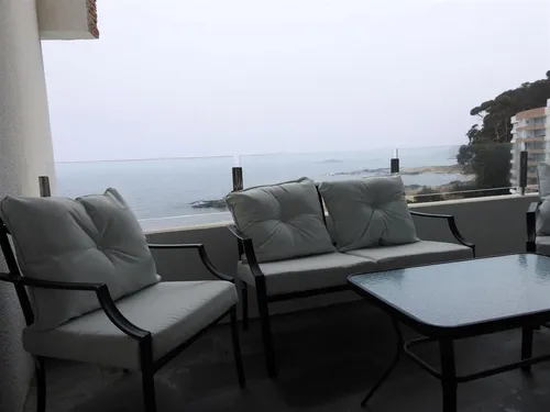 Venta De Departamento En Papudo Frente Al Mar- Oportunidad