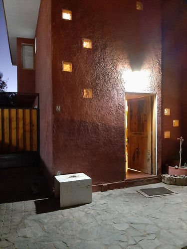 Casa Excelente Ubicación, Seguridad, Barrio Residencial