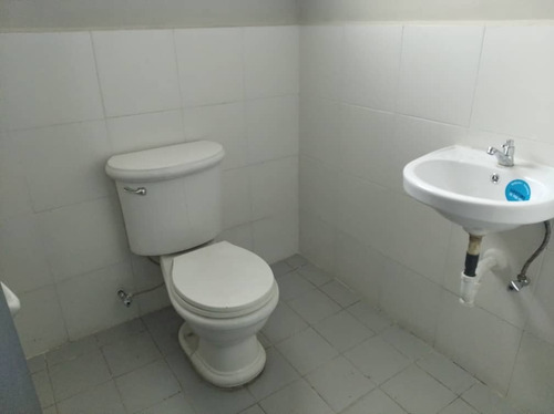 Galpón En Venta En Los Jardines Del Valle, Caracas Hi