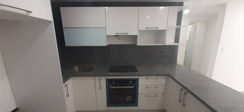 Imagen 2 de 9 de Apartamento En Venta En Los Naranjos Humboldt