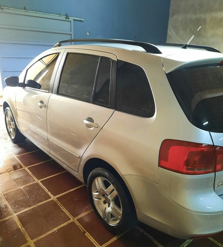 Volkswagen Suran 1.6 Trendline 11b 2012