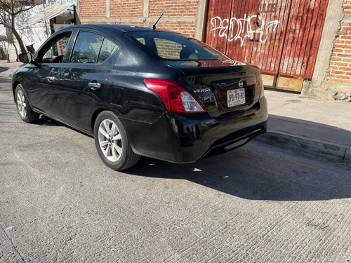 Nissan Versa 1.6 Advance Mt