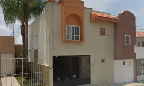 Casa En Venta Benito Juárez Peña La Piedad Michoacan/ Recuperacion Bancaria L1969