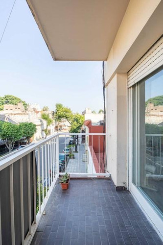 Departamento En Venta De 2 Ambientes En Parque Patricios