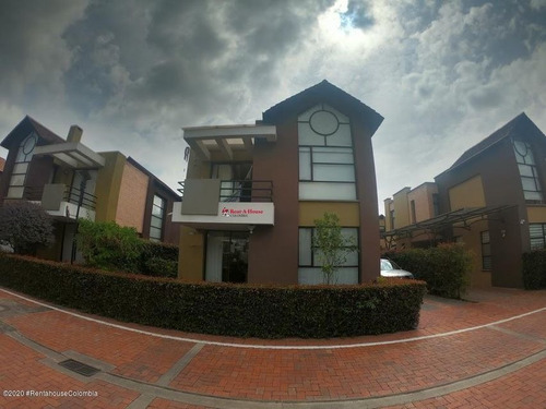Vendo Casa En La Estacion Mls 21-533