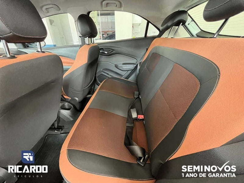 Imagem 9 de 15 de Chevrolet Onix 1.4mt Act 2018