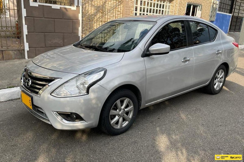 Nissan Versa 1.6 Drive