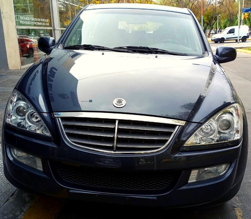 Imagen 3 de 9 de Ssangyong -kyron 2.0 Awd Turbo Diesel Gris Oscuro