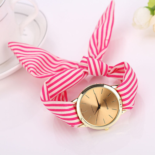 Reloj De Pulsera Wa Con Esfera De Cuarzo De Tela Floral A Ra