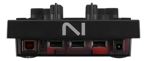 Controlador de DJ modular Native Instruments Traktor X1 297