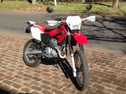 Imagen 3 de 7 de Honda Tornado