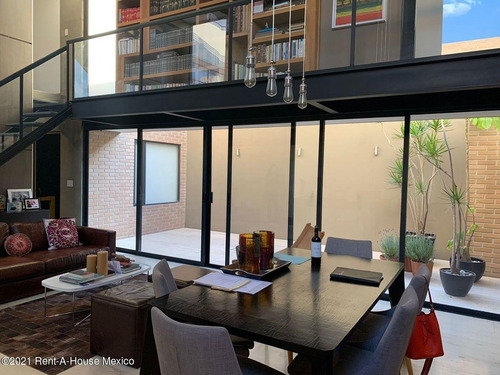 Mision San Jeronimo Ph Con 3 Recamaras Y Roof Garden Qh214570