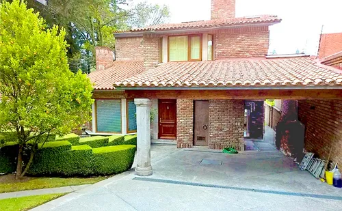 Casa Lomas De Vistahermosa Estilo Castizo. 4 Rec. 2 Salones. Jardín. Vigilancia