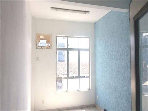 Imagem 6 de 6 de Sala Em Otimo Estado Para Montar Seu Escritorio Ou Ate Mesmo Um Comercio Com Uma Otima Localizacao Proximo Ao Batalhao Do Exercito Bancos E Outros Comercios Venha Conferir E Nao Percao Essa Oportunid