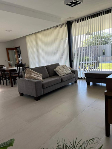 Se Vende Casa En B Las Cañitas