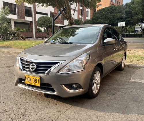 Nissan Versa 1.6 Advance