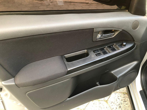 Imagem 14 de 15 de Suzuki Sx4 2.0 16v