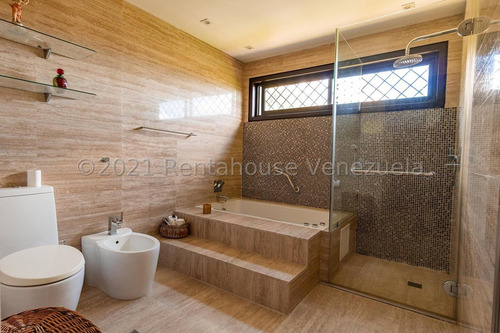 Imagen 15 de 22 de Casa Venta Alto Hatillo Cod. 21-15355-y Ymanol Elizalde 0414-3227631