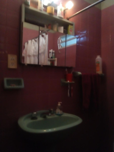 Casa En Venta - 3 Dormitorios 1 Baño - 240mts2 - Ensenada