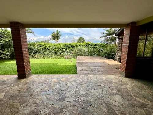 Casa En Arriendo En El Poblado. Cod A775953