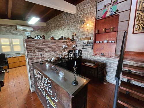 Casa En Venta Con Excelente Distribución Ubicada En El Marques 25-17855