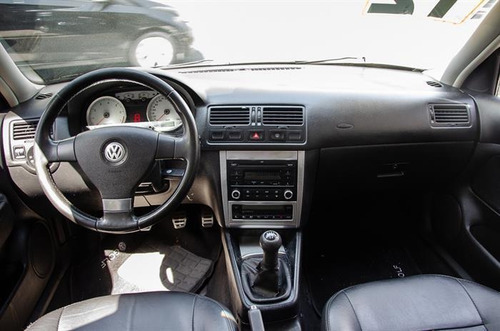 Volkswagen Golf Sportline 1.6 (flex) Flex Manual