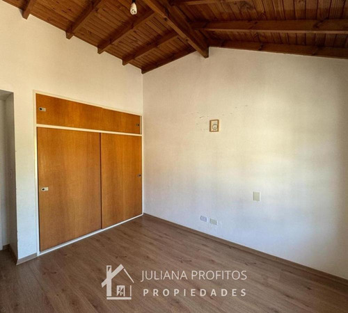 Triplex En Venta 4 Ambientes Con Cochera Quilmes Centro