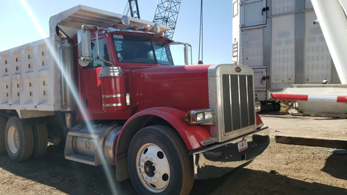 Imagen 15 de 15 de Camión De Volteo Peterbilt