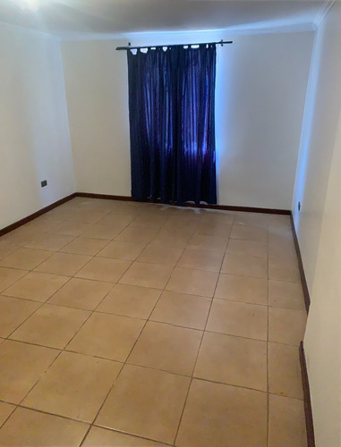 Imagen 4 de 16 de Amplia Casa En Excelente Estado En Amplio Terreno