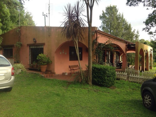 Casa Quinta Sobre 6500 Metros De Lote. Zona La Serranita.