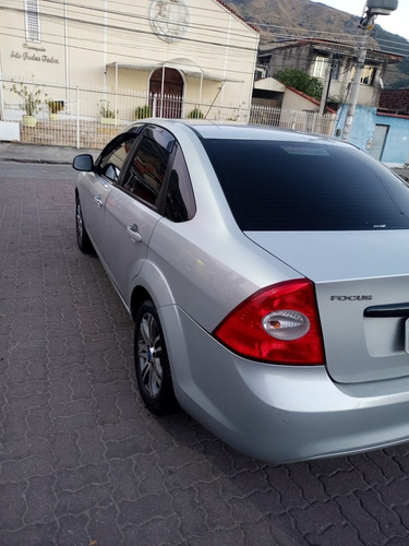 Imagem 7 de 11 de Ford Focus 2012 2.0 Glx Flex 5p