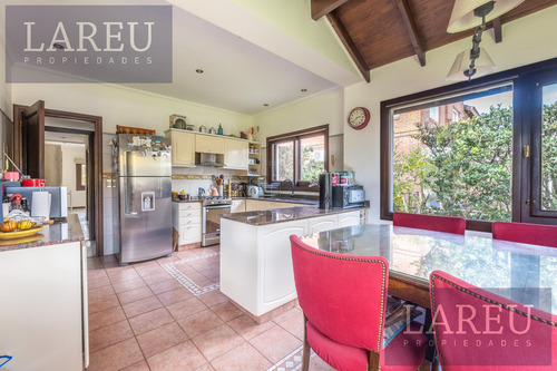 Casa En Venta, Club De Campo Pueyrredon - Pilar