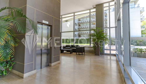 Departamento En Venta, 2 Amb, En Olivos Con Cochera