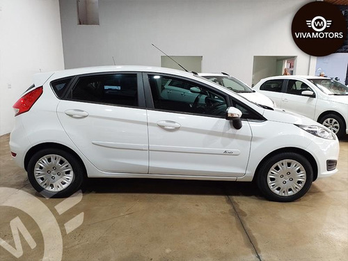 Ford Fiesta 1.6 se Plus Hatch 16v