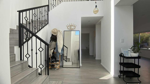 Casa En Barrio Cerrado La Morada Juan Bautista Alberdi Al 2300 -muñiz