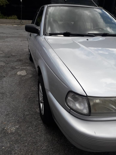 Nissan Sentra B13