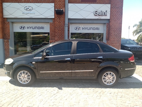 Fiat Linea Essence Mt, 2010, Negro, 118000kms