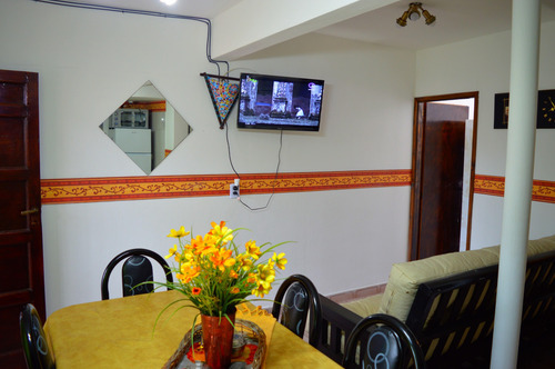 Casa, 3 Dormitorios, Cochera, Parque.