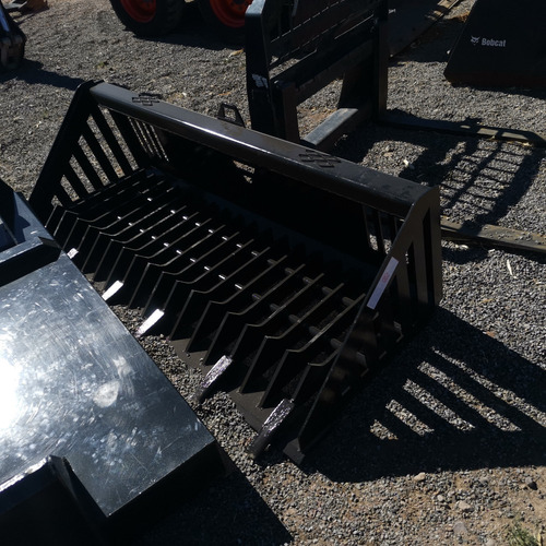 Bote Para Minicargador Recolector De Piedra O Escombro