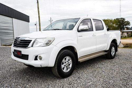 Toyota Hilux 2.7 Cd Srv Vvti 4x2