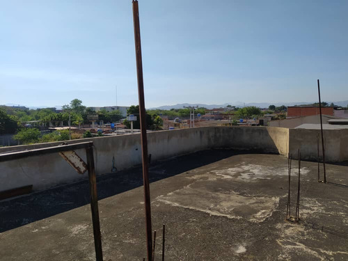 Imagen 22 de 24 de Se Vende Casa En Santa Rita Linares Alcántara 04124827470