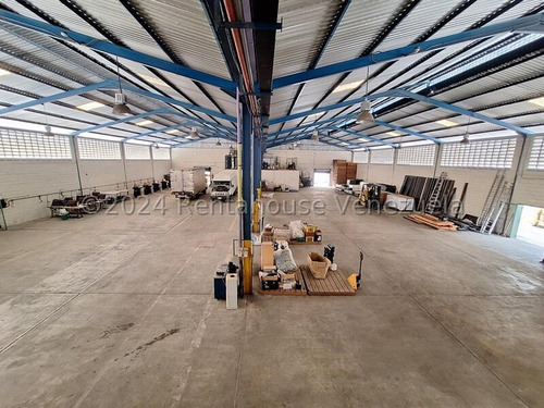 Galpon Venta 1700 Mts 200 Mts De Oficina, Transformadores Propios, Tanque Agua 20.000 Litros Zona Industrial Cerca Cargillvalencia Carabobo Leida Falcon Lf24-17335