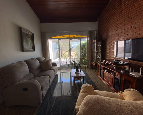 Chácara Dentro Da Cidade A Vista Em Piracaia - Sp - Ch00055 - 69019050