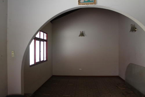 Imagen 16 de 21 de Casa Grande Con Piscina En Venta Sector Pozo Hondo Frente A Macro, Ejido